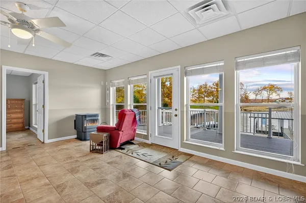 $1,190,000 | 331 Hollow Oak Road, Sunrise Beach, MO 65079
