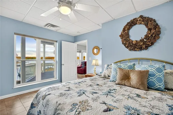 $1,190,000 | 331 Hollow Oak Road, Sunrise Beach, MO 65079