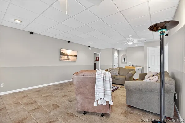 $1,190,000 | 331 Hollow Oak Road, Sunrise Beach, MO 65079