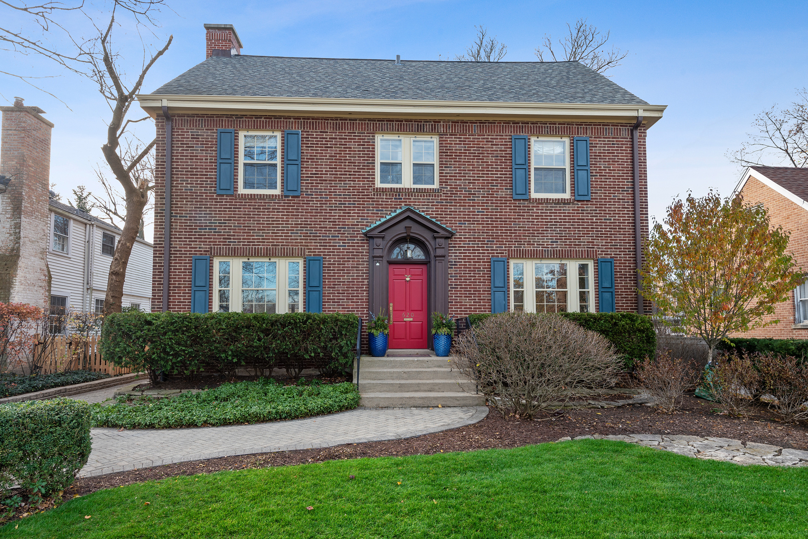 620 Exmoor Road Kenilworth, IL 60043 - Photo 2 of 40