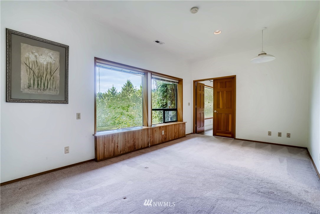 9328 Hoeder Lane Bothell, WA 98011 - Photo 22 of 25 Gallery Image 22