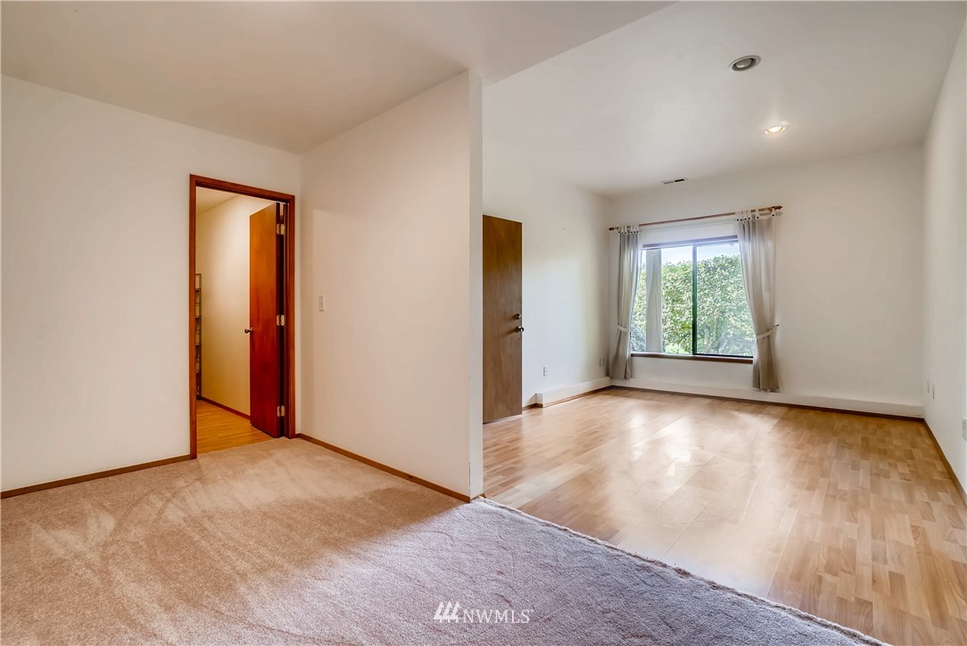 9328 Hoeder Lane Bothell, WA 98011 - Photo 24 of 25 Gallery Image 24