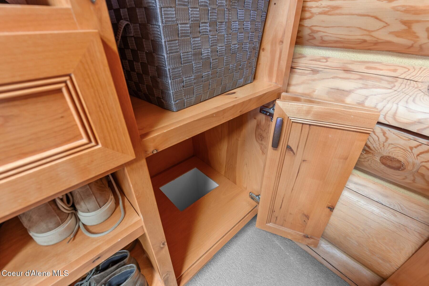 18869 South Trekker Woods Road Coeur D'Alene, ID 83814 - Photo 27 of 76 Laundry Chute