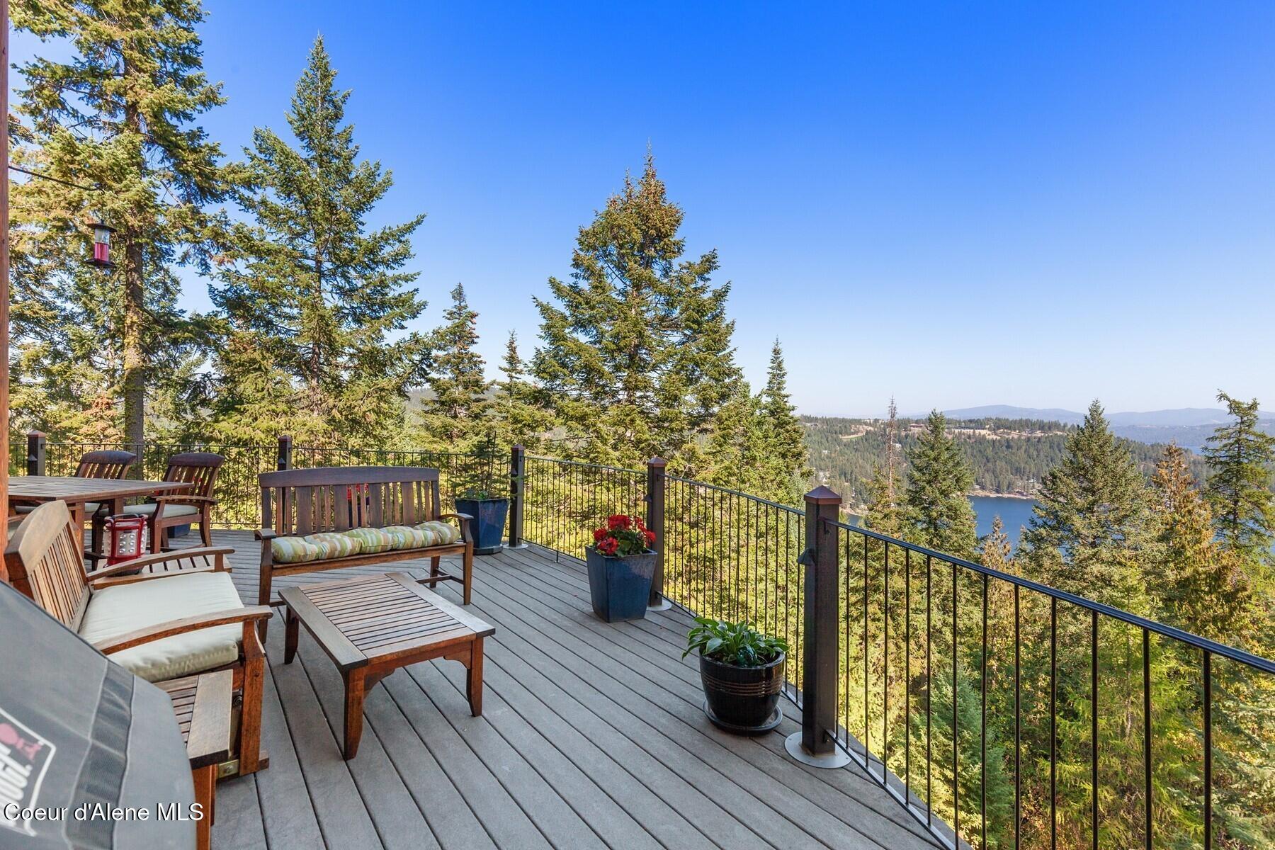 18869 South Trekker Woods Road Coeur D'Alene, ID 83814 - Photo 62 of 76 Expansive 'Floating' Deck