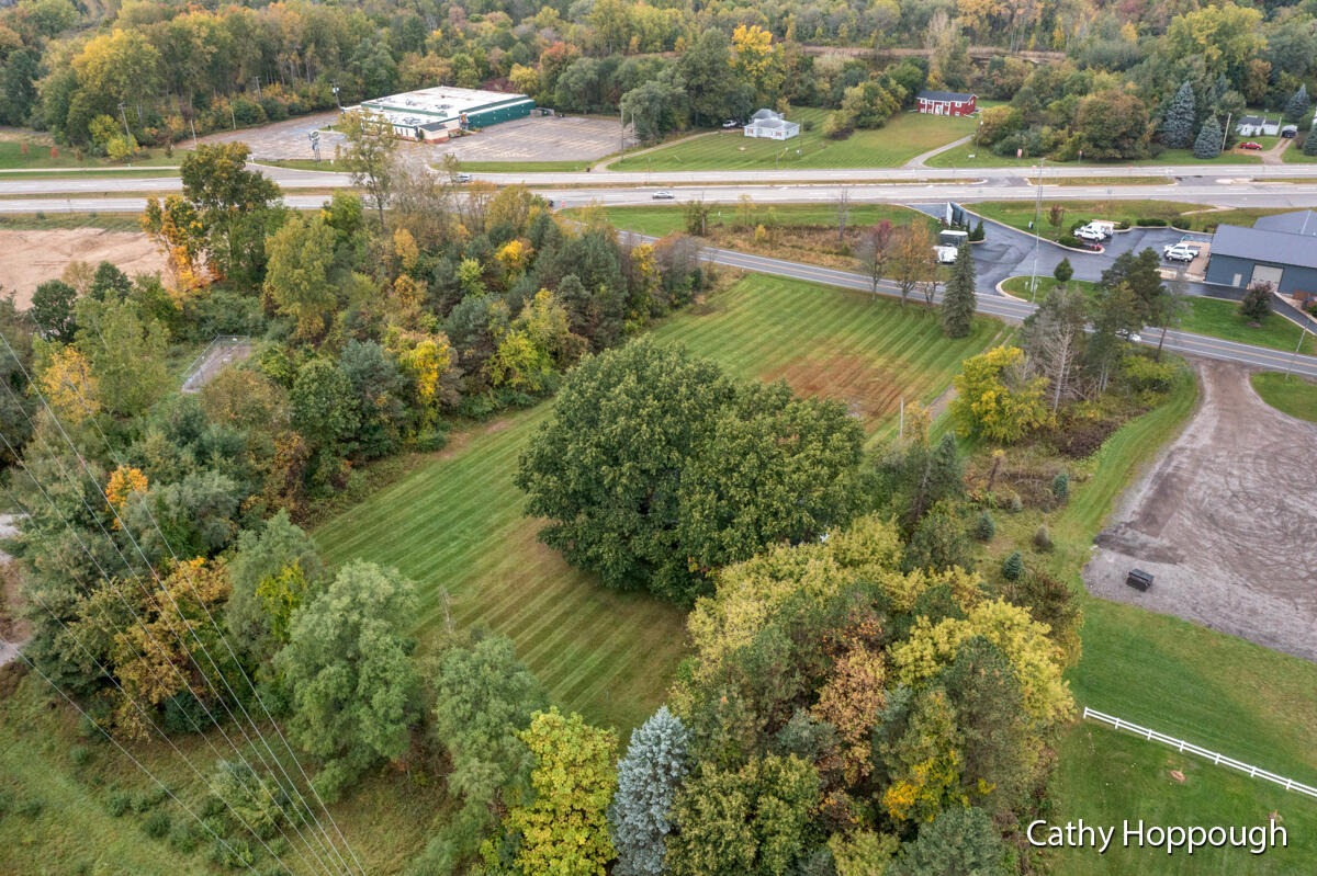 2075 Towner Road Haslett, MI 48840 - Photo 25 of 25 IMG_1024