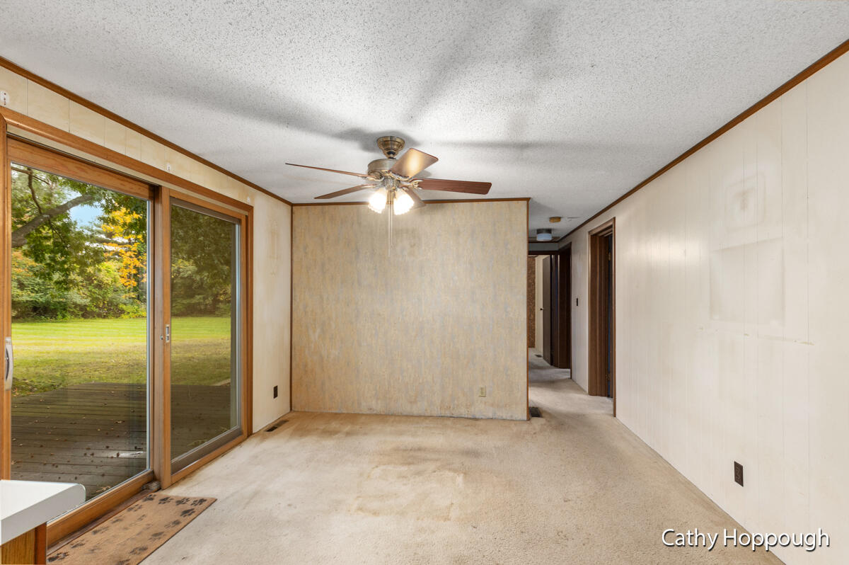 2075 Towner Road Haslett, MI 48840 - Photo 9 of 25 IMG_1008