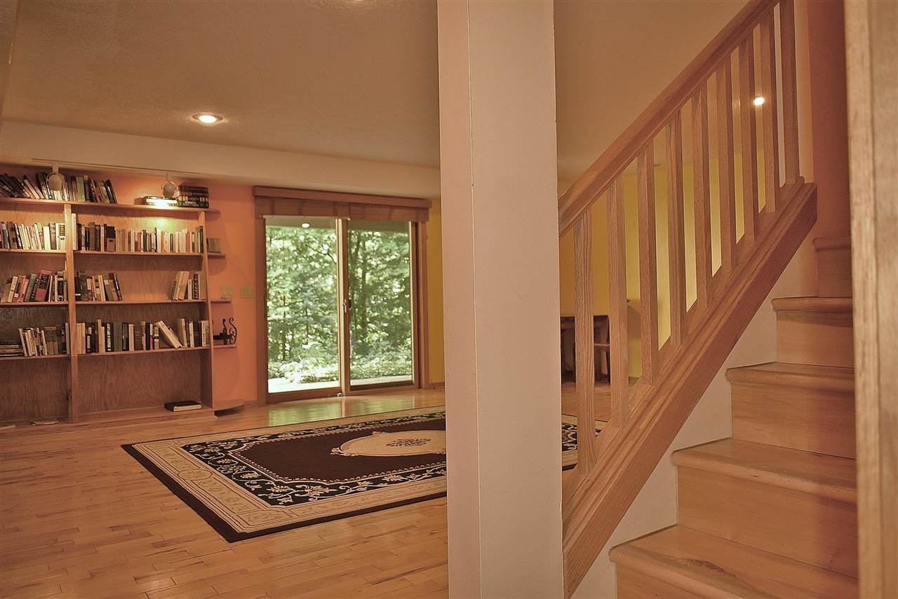 6554 Mission Ridge Traverse City, MI 49686 - Photo 21 of 29 1892014-20.JPG