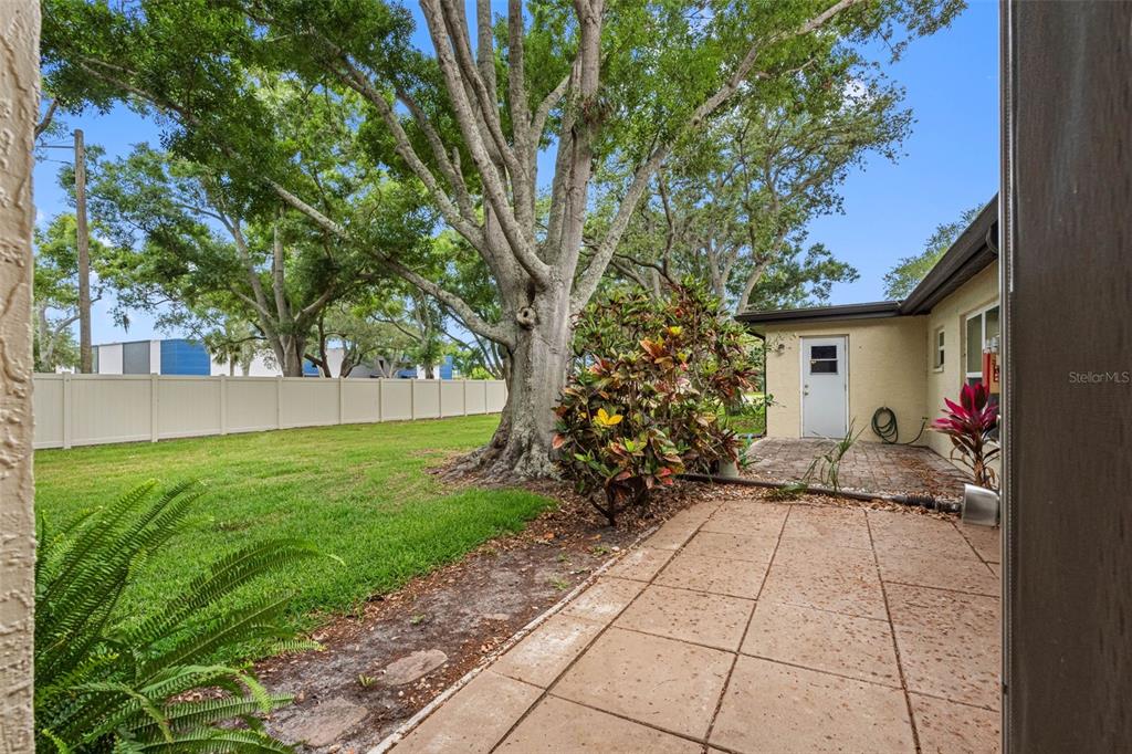 12200 Vonn Road, Unit 6B Largo, FL 33774 - Photo 29 of 42