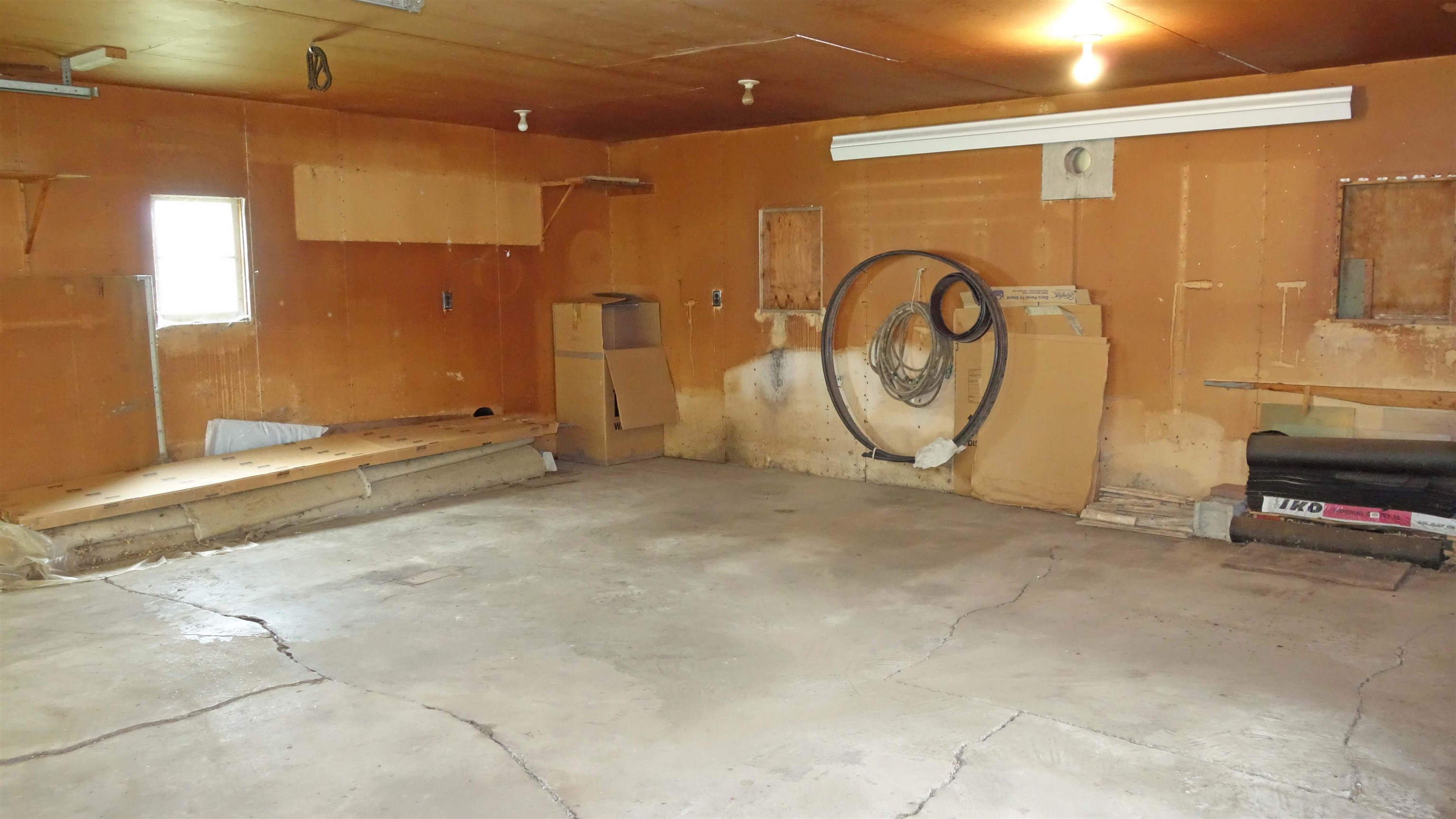 3857 Peet Road New Lothrop, MI 48460 - Photo 32 of 32 50145812-28f7232b-b2c1-4a56-8811-545649188ac4.JPG
