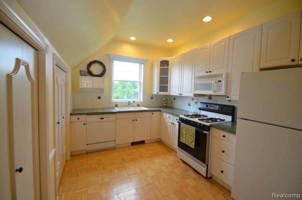 13240 Belle River Road Memphis, MI 48041 - Photo 57 of 63 belle river 13240 pro photos 099.jpg