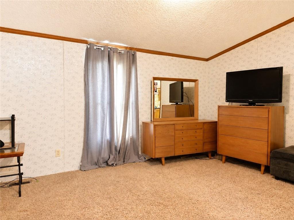 325 North Chestnut Street Butler, PA 16001 - Photo 12 of 25