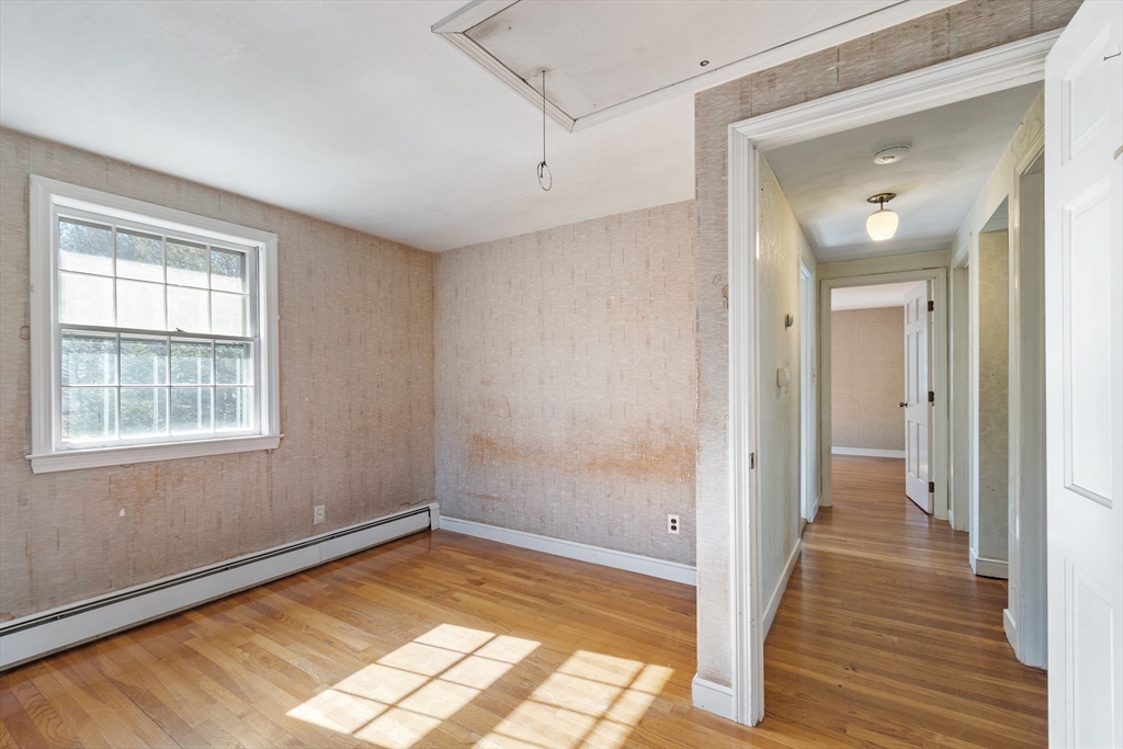 22 Eugene Road Burlington, MA 01803 - Photo 27 of 34 Gallery Image 27