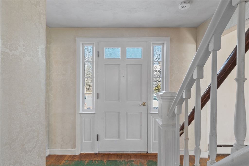 22 Eugene Road Burlington, MA 01803 - Photo 7 of 34 Gallery Image 7