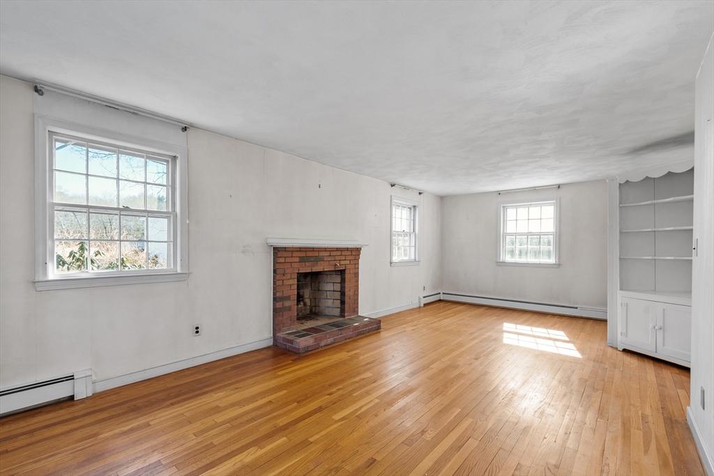 22 Eugene Road Burlington, MA 01803 - Photo 9 of 34 Gallery Image 9