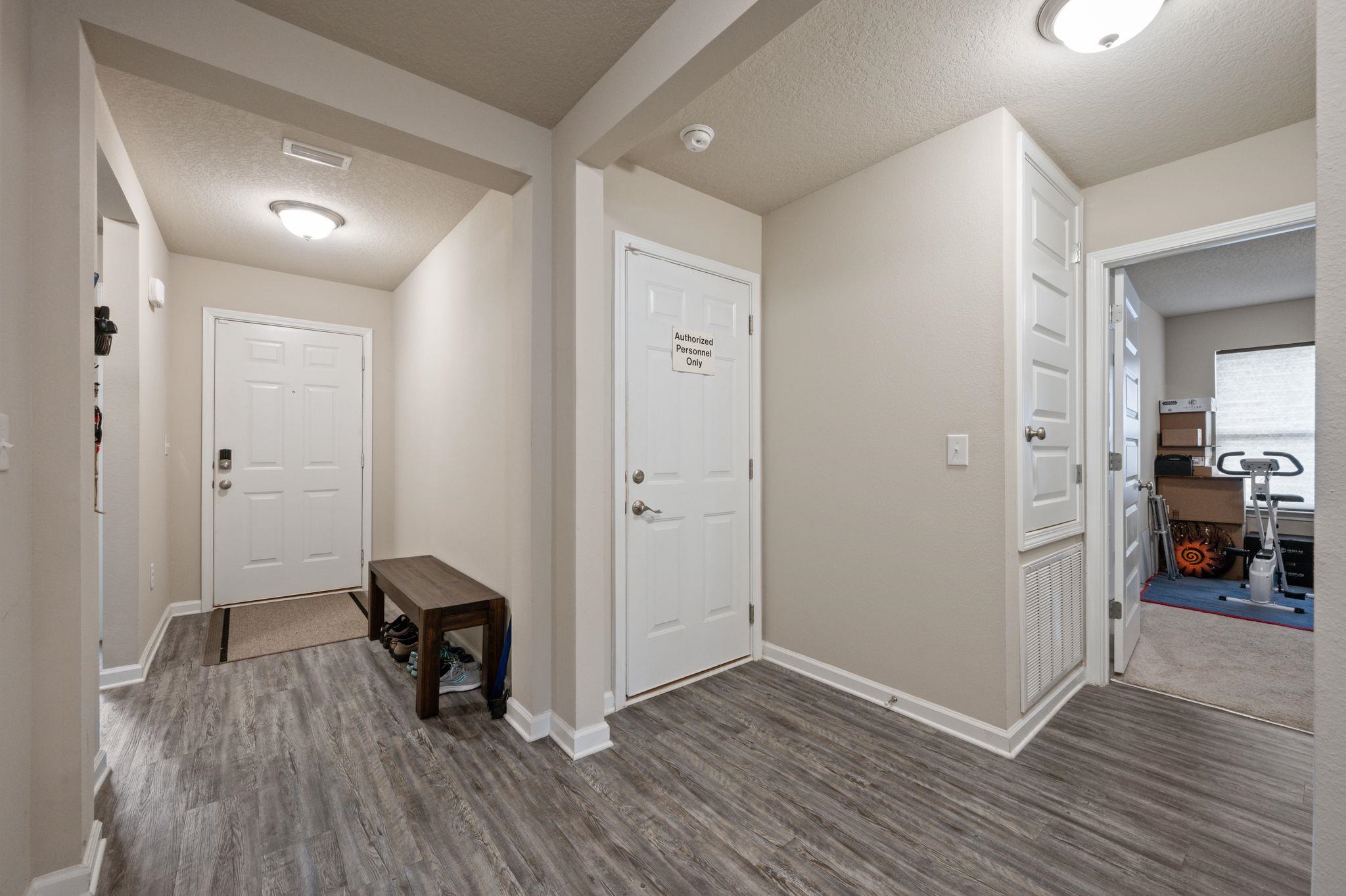34475 Paisley Avenue Daphne, AL 36527 - Photo 5 of 31 Entrance Foyer