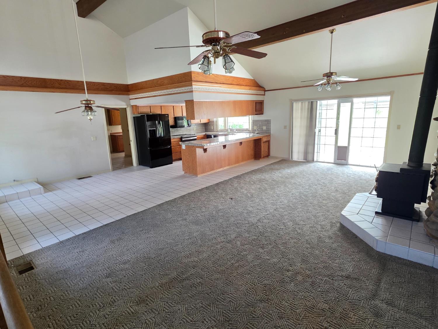 6416 Rio Blanco Drive Rancho Murieta, CA 95683 - Photo 14 of 70 Huge Open Room with High Ceilings welcome you into the home.