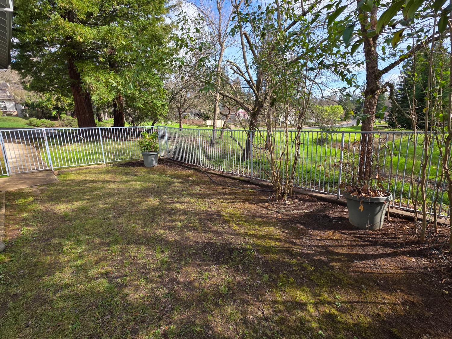 6416 Rio Blanco Drive Rancho Murieta, CA 95683 - Photo 58 of 70 All fenced for Rover or any of your furry friends!