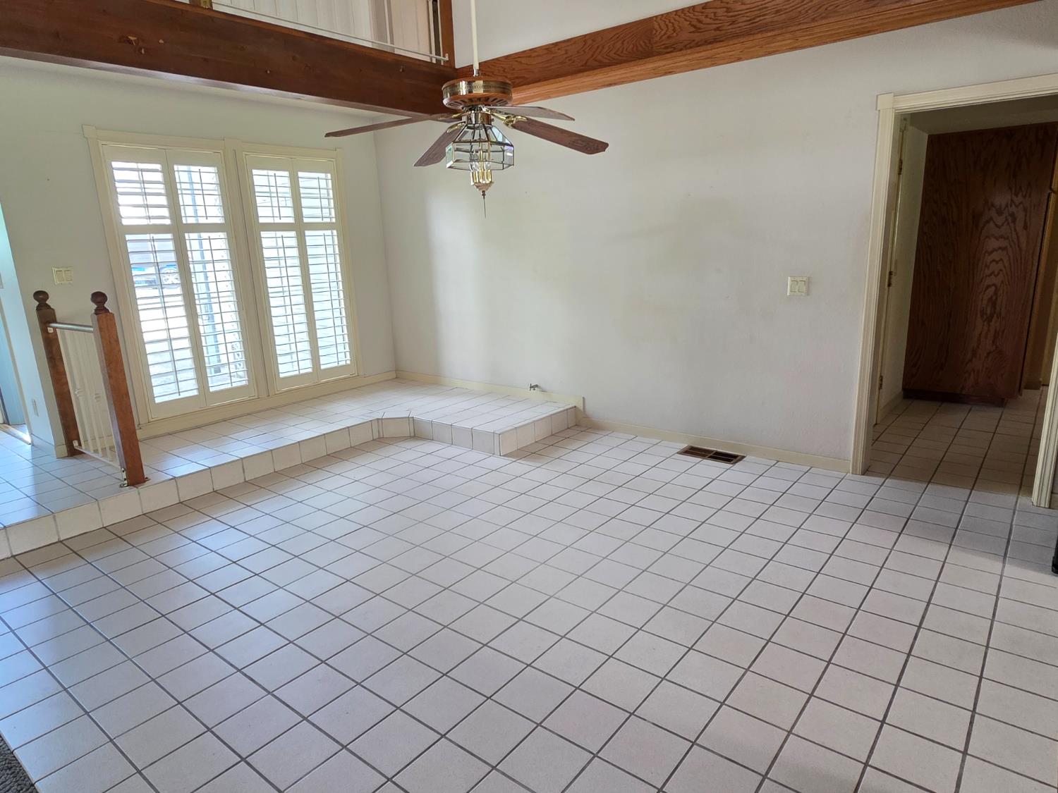 6416 Rio Blanco Drive Rancho Murieta, CA 95683 - Photo 7 of 70 Dining area with ceiling fan and views of the front yard.