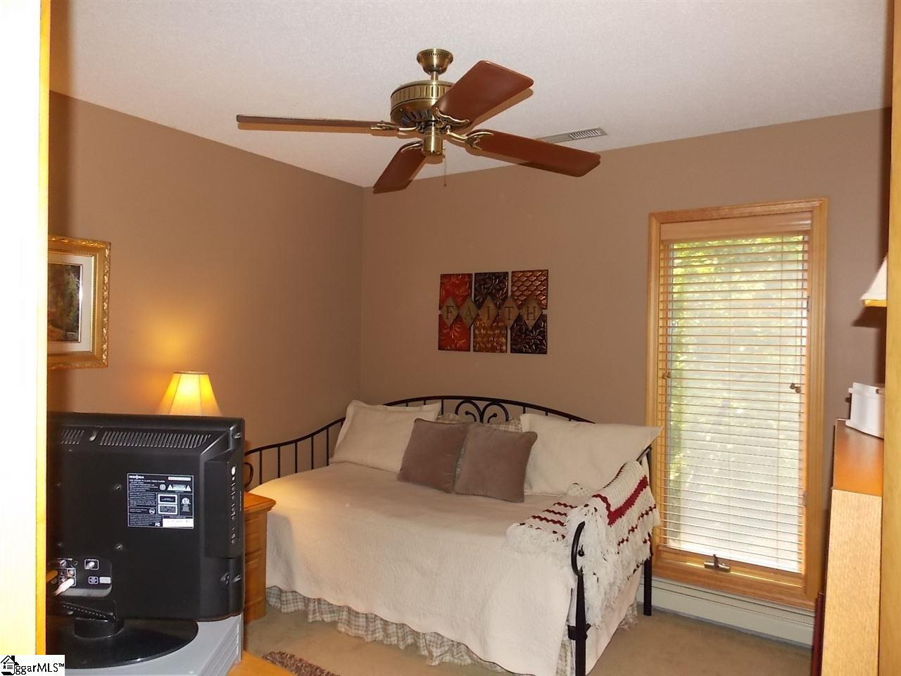103 Hunters Ridge Pickens, SC 29671 - Photo 17 of 27