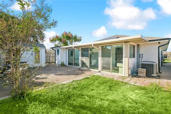 $379,900 | 3940 Uri Street, Metairie, LA 70002