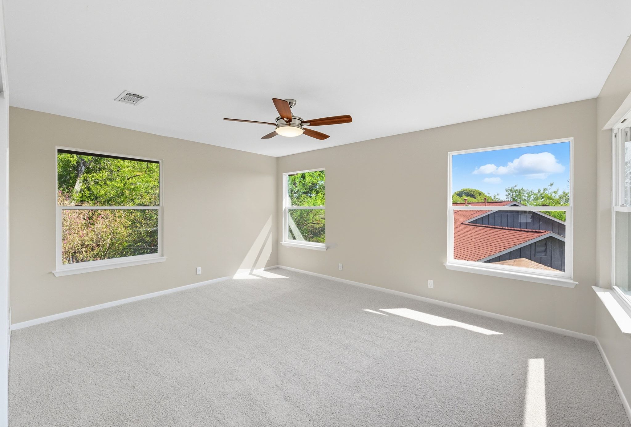 1904 Cedar Ridge Drive Austin, TX 78741 - Photo 36 of 40