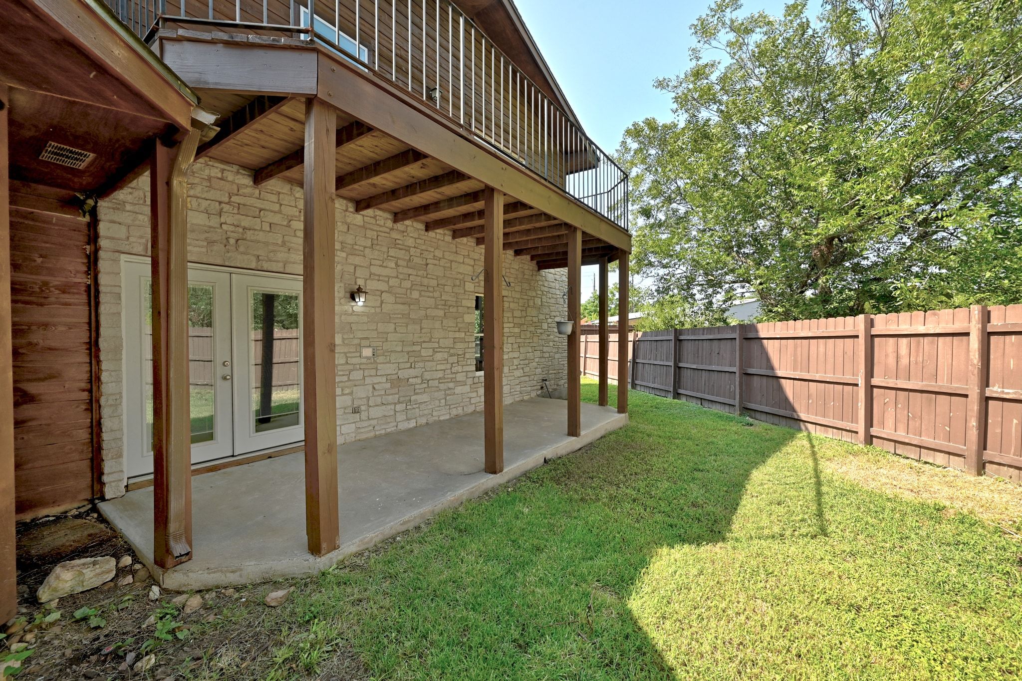 1904 Cedar Ridge Drive Austin, TX 78741 - Photo 39 of 40