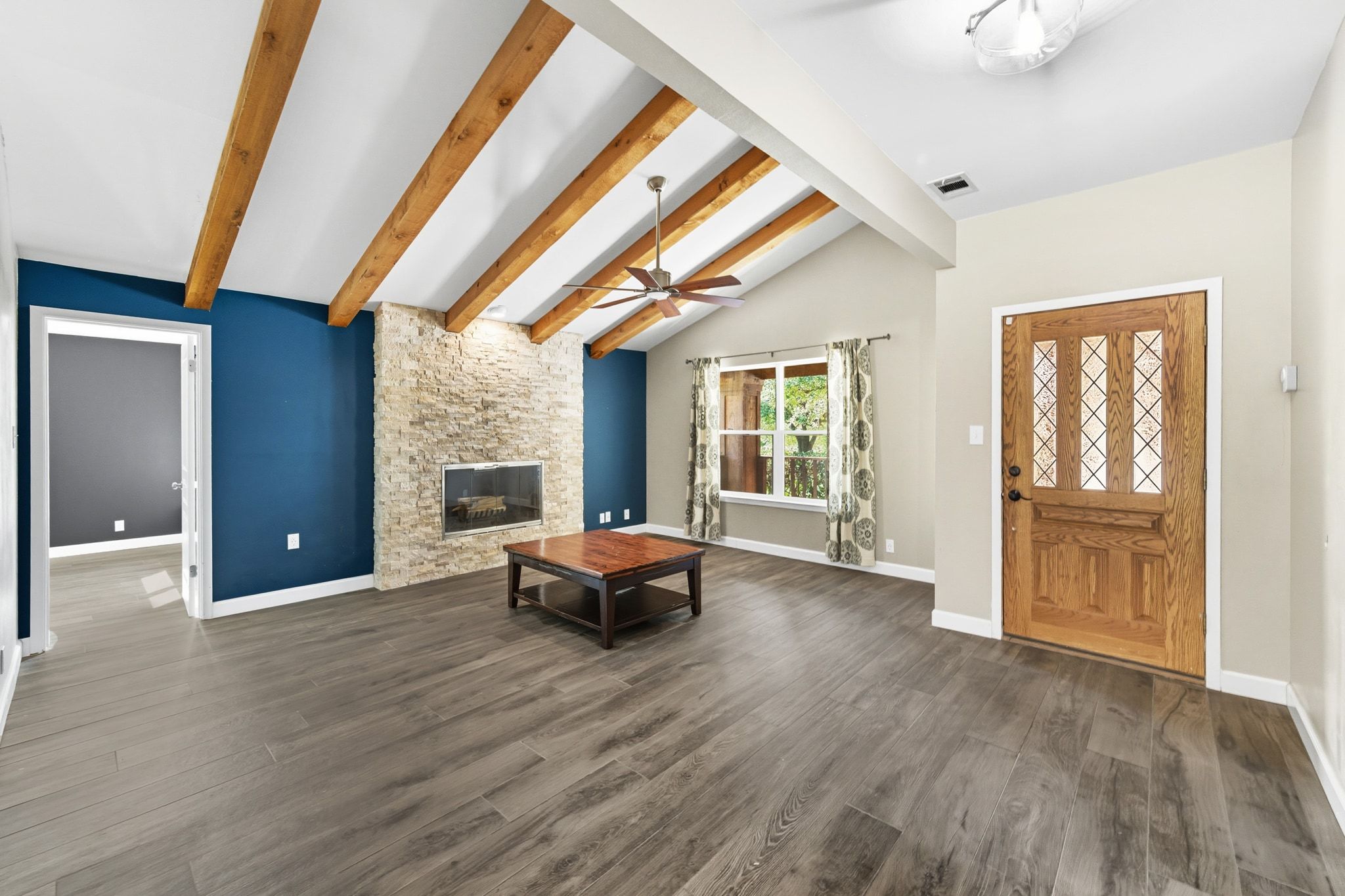 1904 Cedar Ridge Drive Austin, TX 78741 - Photo 8 of 40