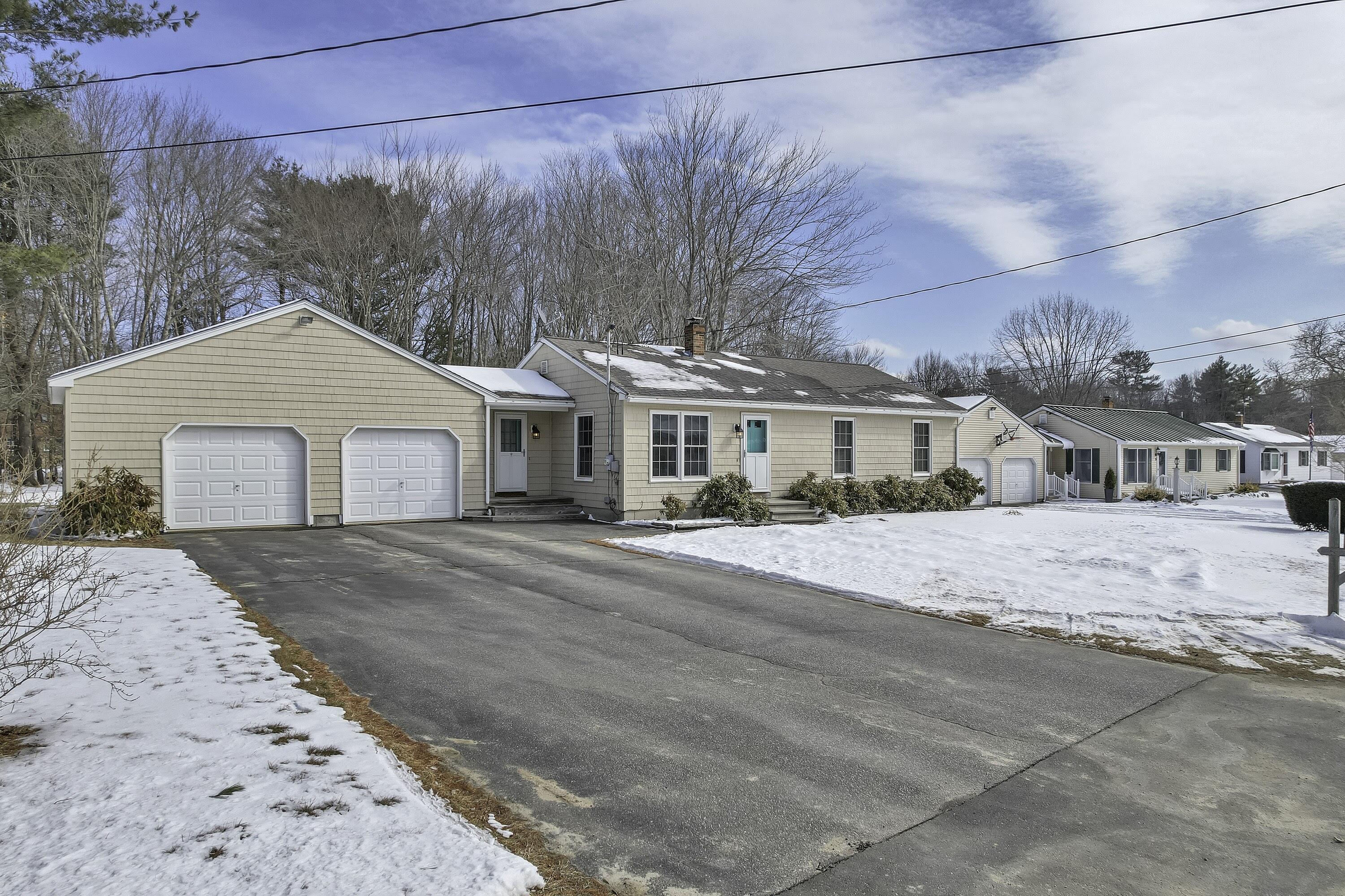 7 Coville Road Topsham, ME 04086 - Photo 4 of 47 7 Coville Road_133