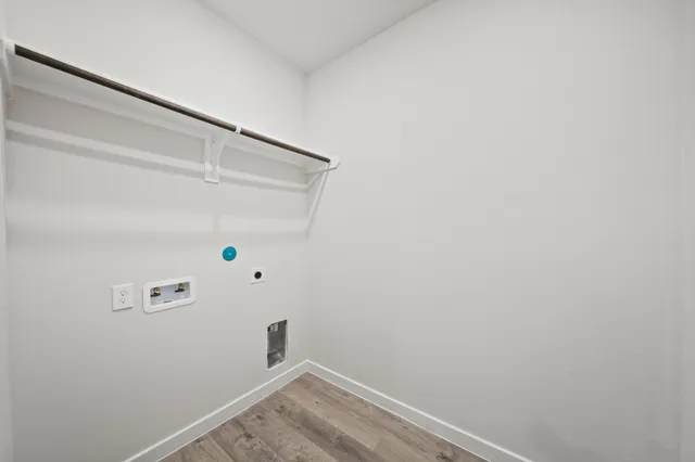 a view of utility room