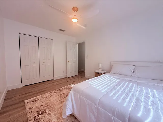 an aerial view of a tennis ground