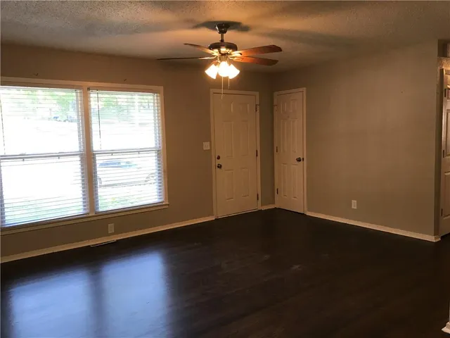 $575,000 | 18904 East Arrowhead Drive, Independence, MO 64056