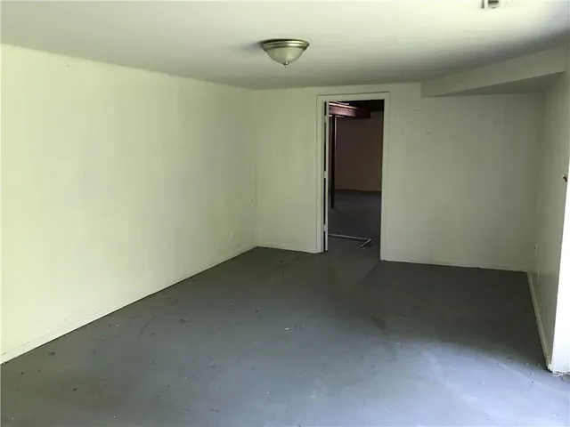 $575,000 | 18904 East Arrowhead Drive, Independence, MO 64056