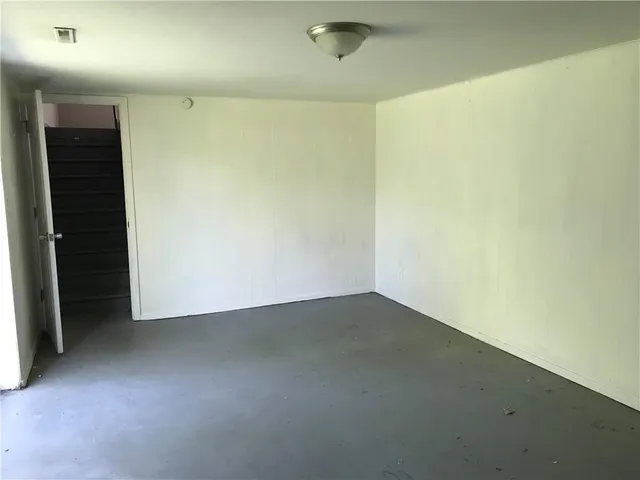 $575,000 | 18904 East Arrowhead Drive, Independence, MO 64056