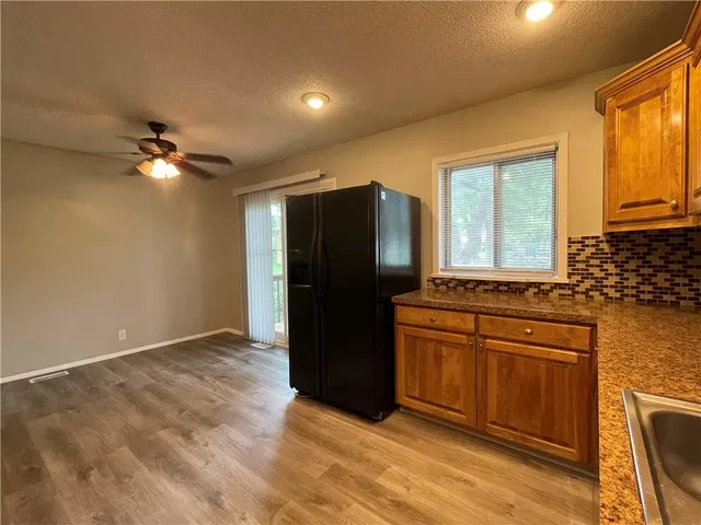 $575,000 | 18904 East Arrowhead Drive, Independence, MO 64056