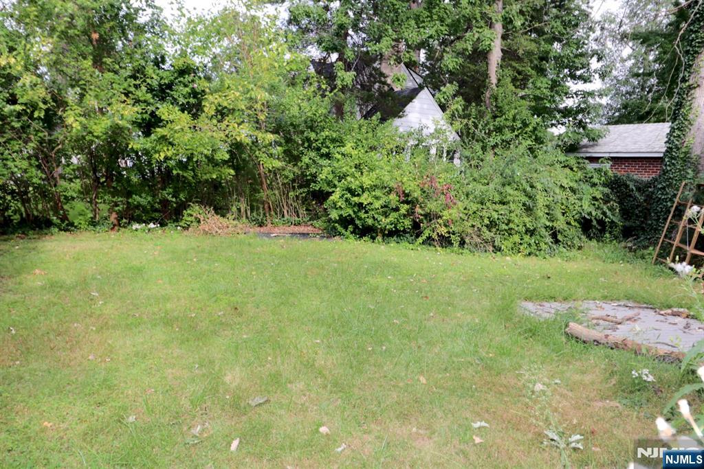 236 Ross Avenue Hackensack, NJ 07601 - Photo 23 of 25 Gallery Image 23