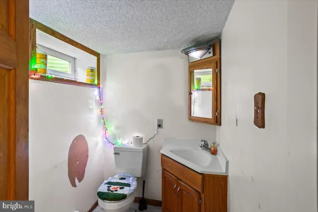 $285,000 | 1806 North Sherman Street, York, PA 17406