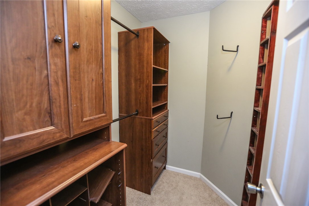 928 Lothario Circle Webster, NY 14580 - Photo 23 of 45