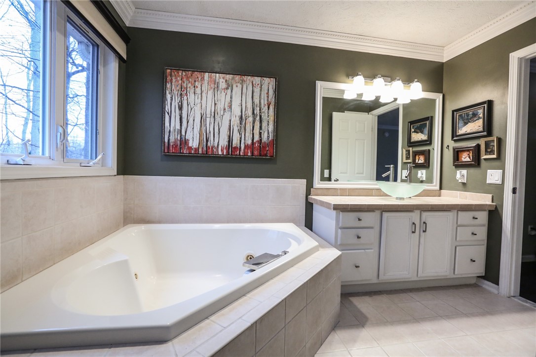 928 Lothario Circle Webster, NY 14580 - Photo 26 of 45