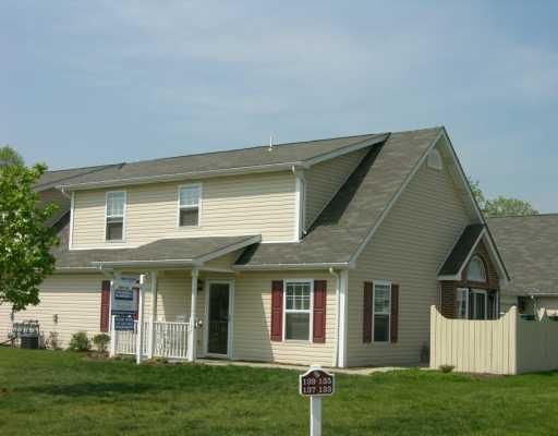 137 Rana Lane Gibsonia, PA 15044 - Photo 1 of 8 Exterior Front.