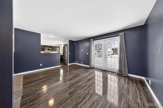 $250,000 | 2042 Shoreham Drive, Florissant, MO 63033