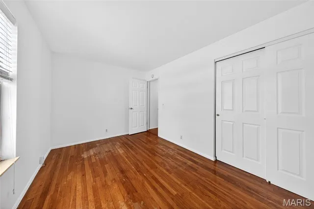 $250,000 | 2042 Shoreham Drive, Florissant, MO 63033