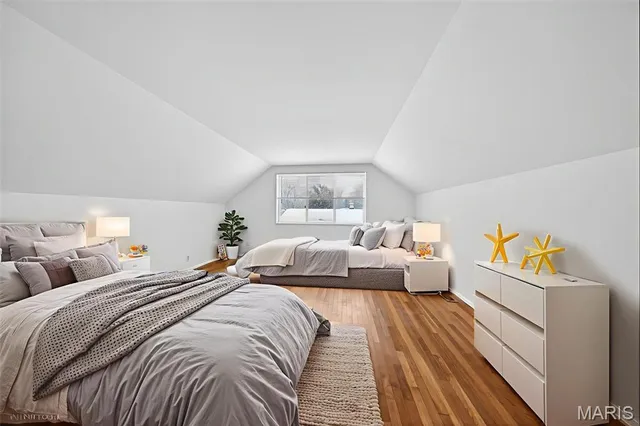 $250,000 | 2042 Shoreham Drive, Florissant, MO 63033