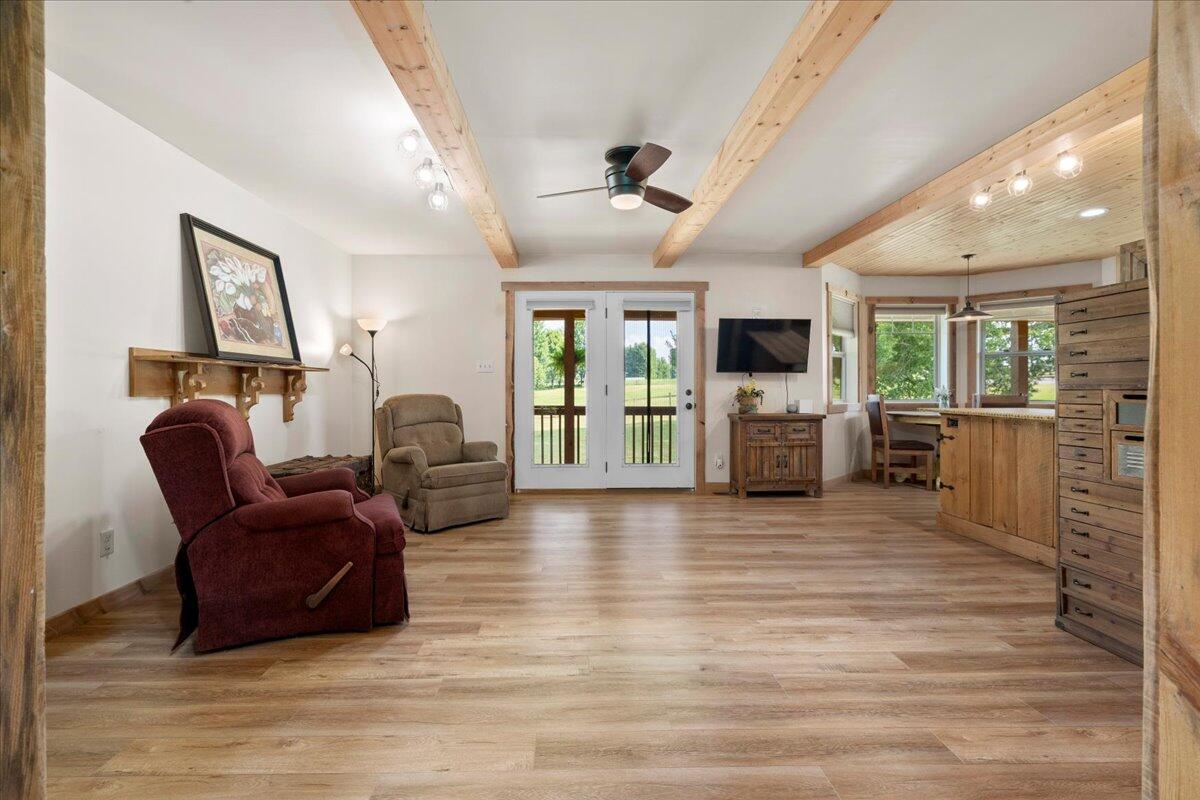 255 Galloway Road Stamping Ground, KY 40379 - Photo 43 of 104 Living Area