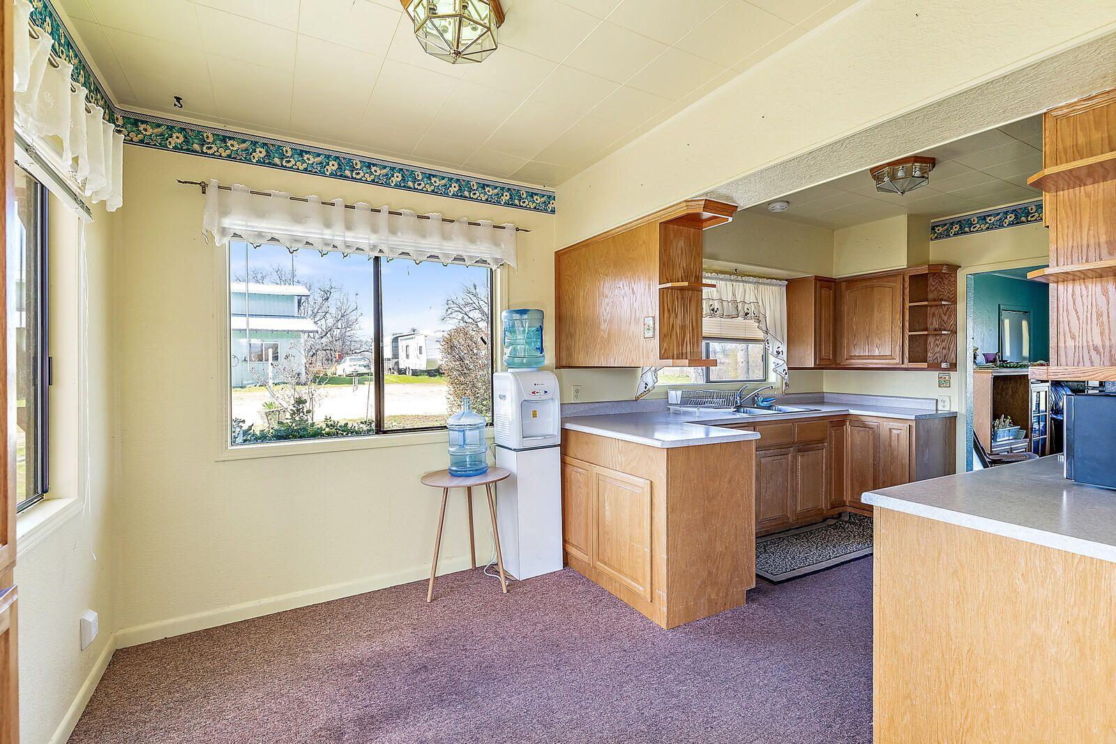 895 Nick Young Road Eagle Point, OR 97524 - Photo 26 of 61 20210402025818799795000000-o