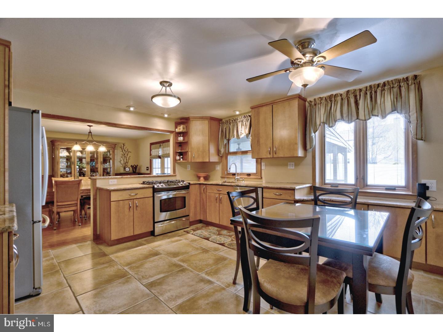 37 Elmgate Road Evesham, NJ 08053 - Photo 4 of 25 Kitchen