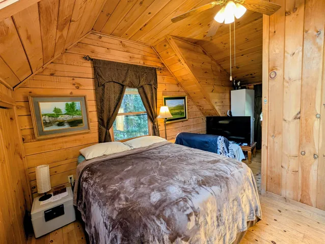 $419,900 | 247 Valley Road, Haverhill, NH 03785