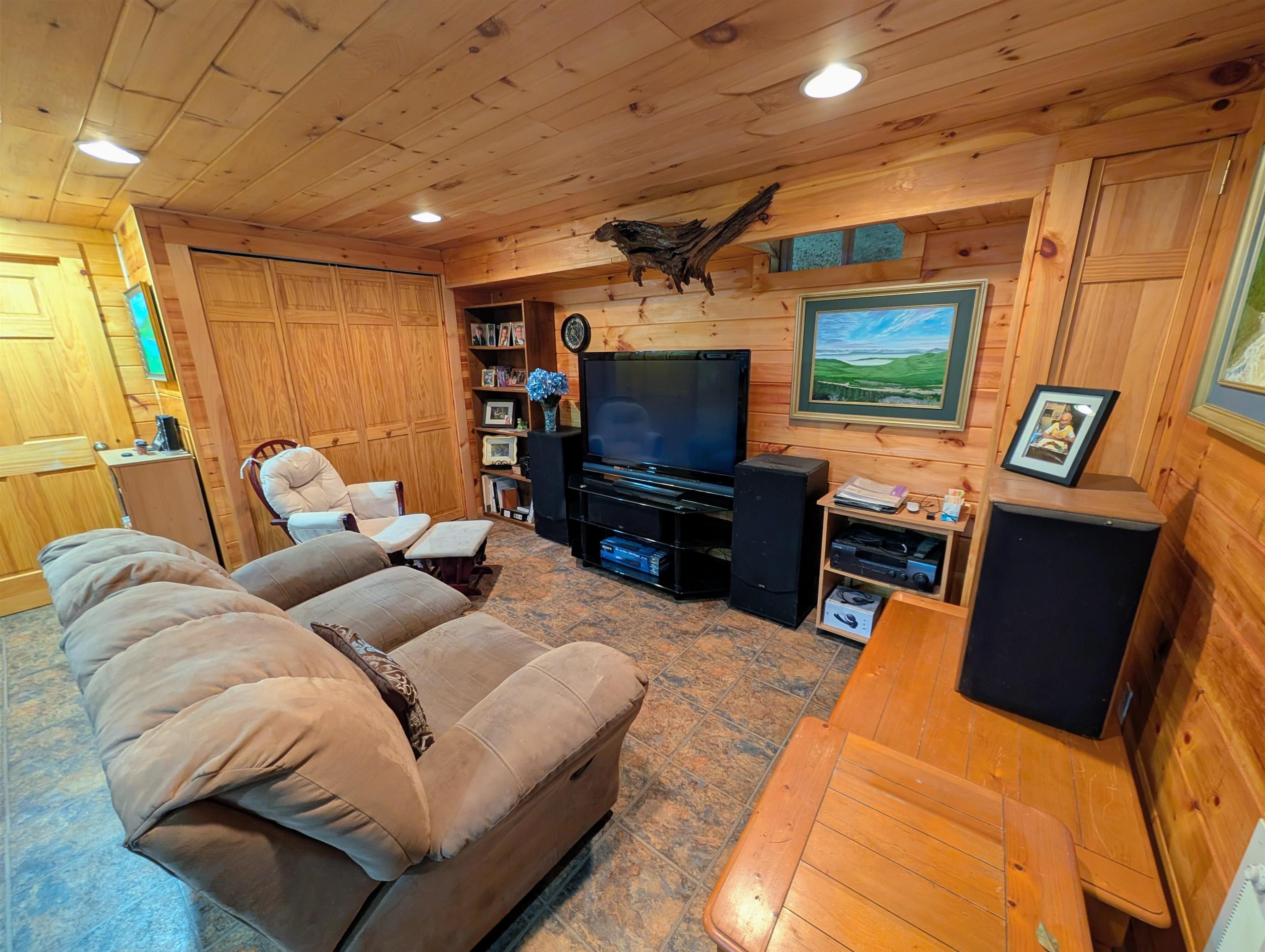 247 Valley Road Haverhill, NH 03785 - Photo 18 of 29