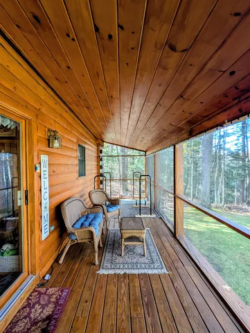 $419,900 | 247 Valley Road, Haverhill, NH 03785