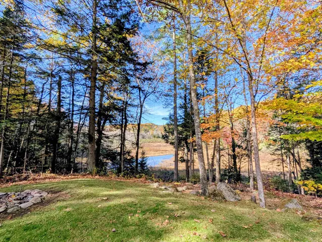 $419,900 | 247 Valley Road, Haverhill, NH 03785