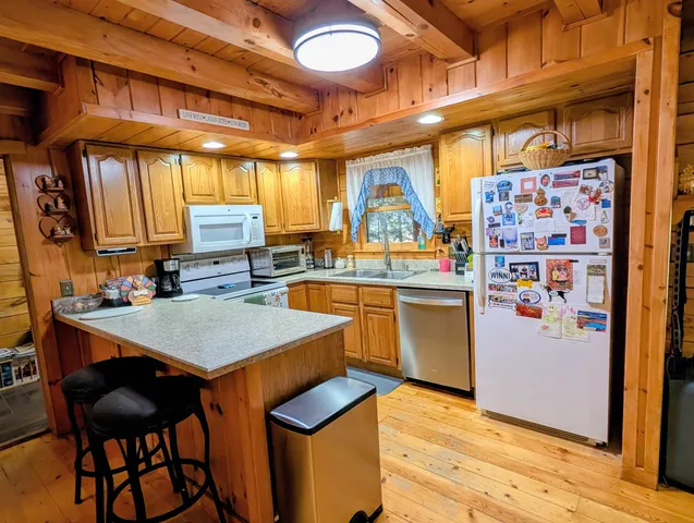 $419,900 | 247 Valley Road, Haverhill, NH 03785